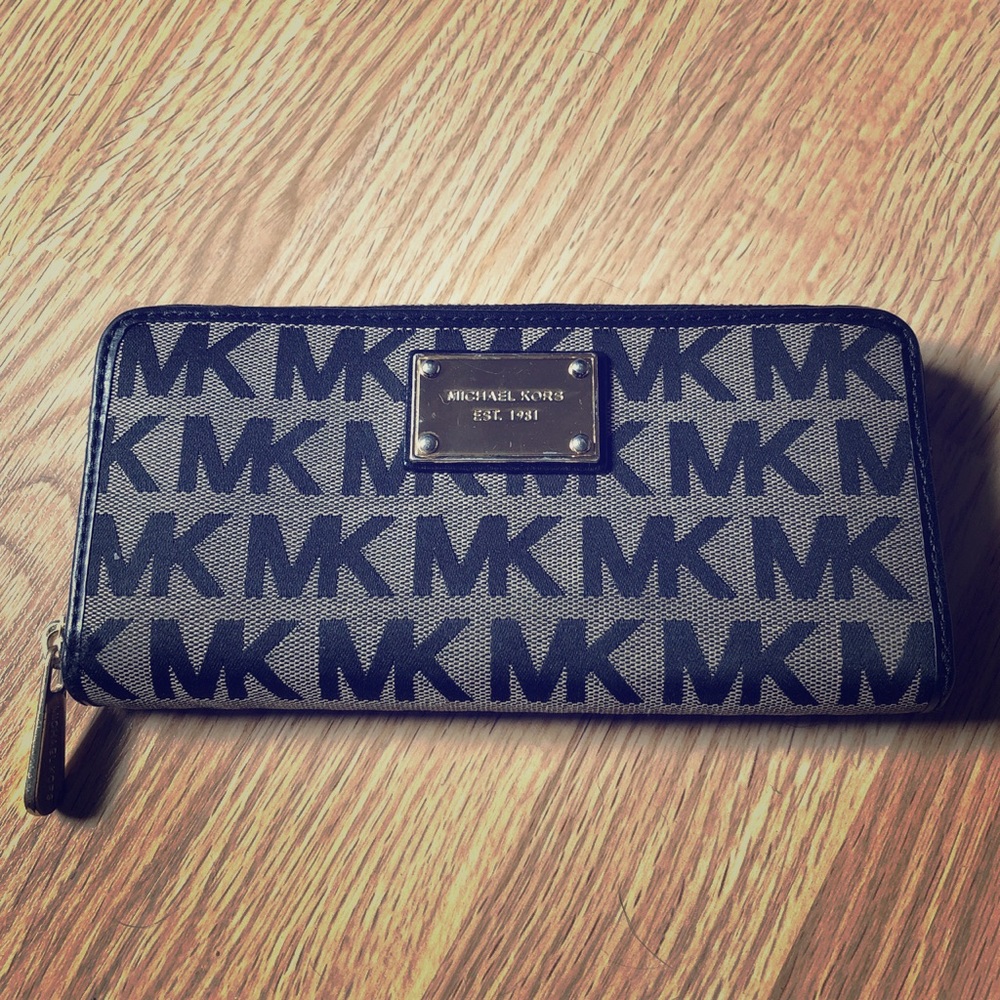 Michael Kors wallet